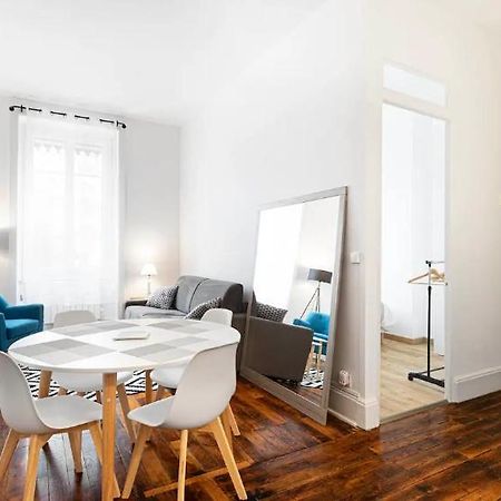 Appartement 2 Pieces Jean Mace Et Stationnement Lyon Exterior foto
