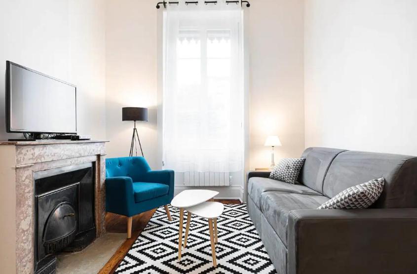 Appartement 2 Pieces Jean Mace Et Stationnement Lyon Exterior foto